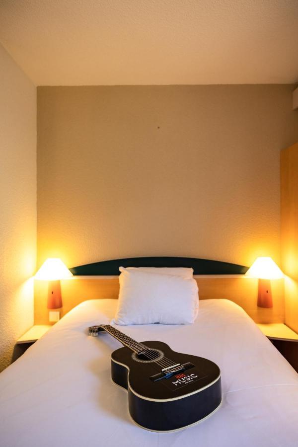Hotel ibis Autun Exterior foto